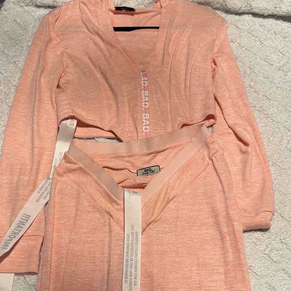 Long sleeve hooded two piece set